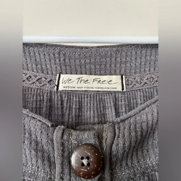 We The Free Light Weight Long Sleeve Waffle Knit Tunic Top Like New Medium - Picture 4 of 9